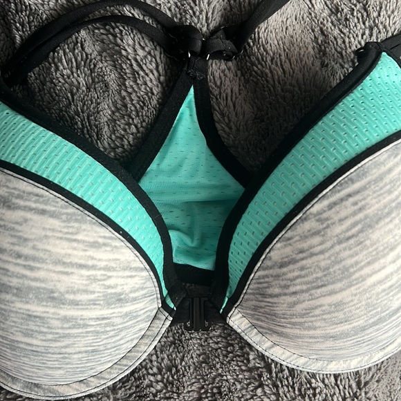 Victoria’s Secret PINK push-up racer back bras - Picture 5 of 7